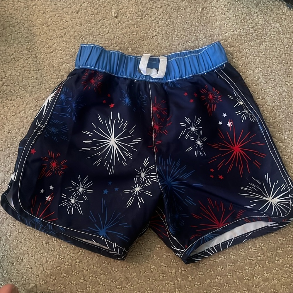 Hanna Andersson firework print swim trunks size 90 (3T) like new